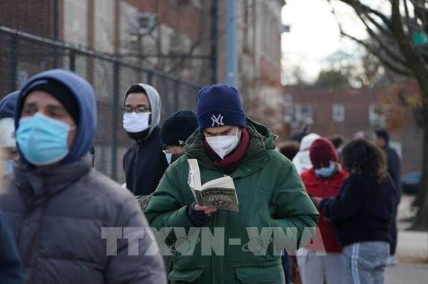 CDC: Khoảng 140 triệu người Mỹ đã mắc COVID-19