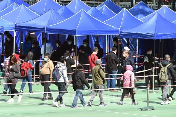 Hong Kong (Trung Quốc) cân nhắc phong tỏa