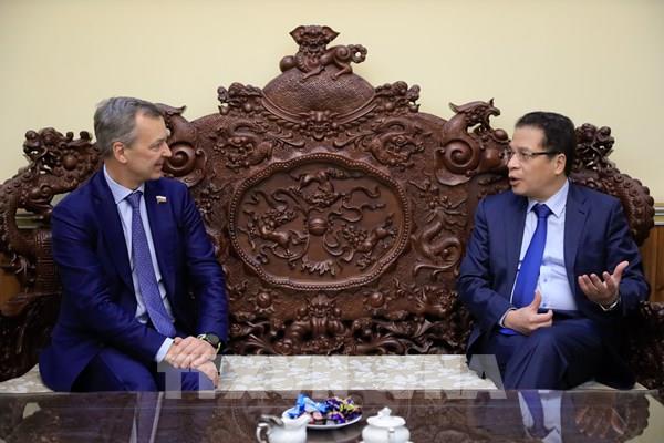 Việt Nam và Nga nhất trí duy trì đà tăng trưởng hợp tác kinh tế-thương mại trong tình hình mới