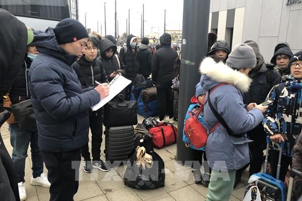 Khoảng 460 công dân Việt Nam đã được sơ tán khỏi Ukraine