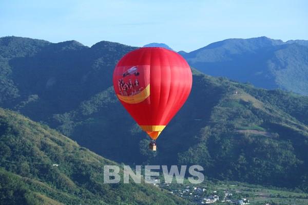 Bay Vietjet 0 đồng và nhận ngay vé bay khinh khí cầu miễn phí