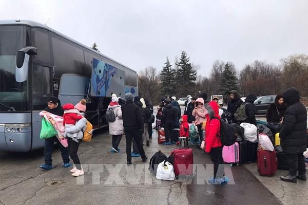 Đại sứ quán Việt Nam tại Romania nỗ lực tối đa đưa bà con sơ tán từ Ukraine về nước