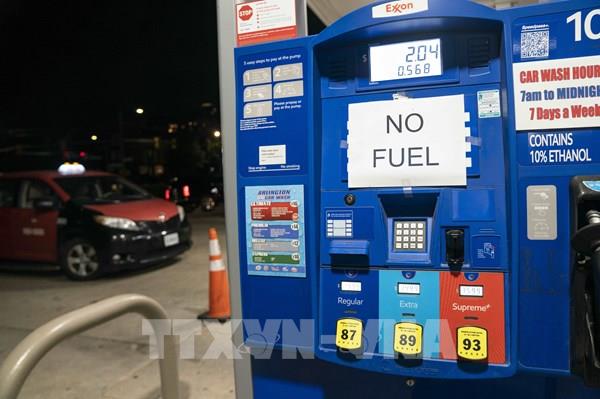 Giá xăng tại Mỹ nối dài chuỗi tăng “chưa từng có tiền lệ”