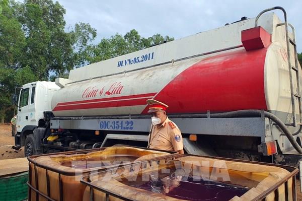 Vụ tái chế dầu DO giả ở Bà Rịa-Vũng Tàu: Tạm đình chỉ công tác Bí thư và Chủ tịch xã