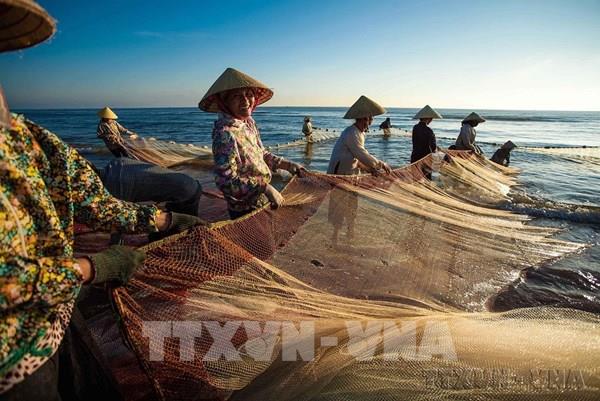 Ngày quốc tế phụ nữ 8-3: Những bông hoa “giữ lửa” nghề