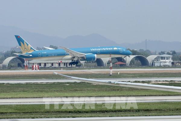 Vietnam Airlines thực hiện thành công chuyến bay đầu tiên đón công dân Việt Nam ở Ukraine về nước