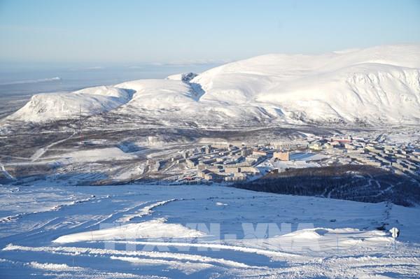 Murmansk - hải cảng không đóng băng trên vành đai Bắc cực