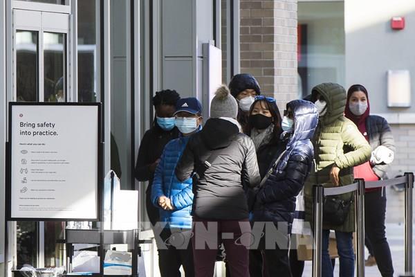 Tỉnh đông dân nhất Canada bỏ quy định đeo khẩu trang tại nơi công cộng