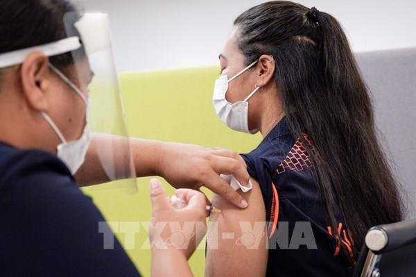 EMA: Còn quá sớm để quyết định tiêm mũi vaccine tăng cường thứ hai