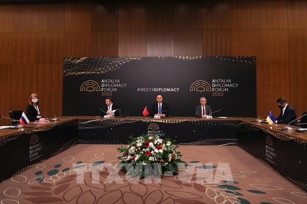 Đàm phán Nga-Ukraine tiếp tục diễn ra theo hình thức trực tuyến