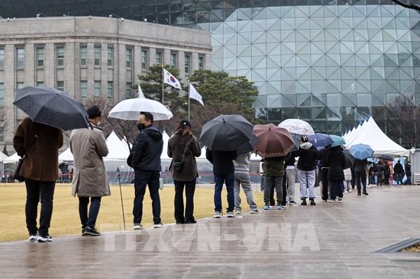 Hàn Quốc ghi nhận ngày thứ 3 liên tiếp số ca mắc mới trên ngưỡng 300.000 ca