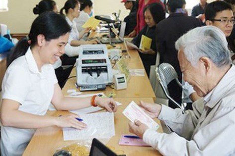 Nghỉ hưu khi xã đã ra khỏi vùng khó khăn có được trợ cấp một lần?