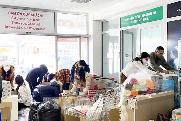 Hơn 4.600 người Việt sơ tán từ Ukraine sang các nước lân cận