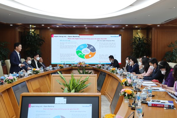 Ngân hàng mở giúp tiếp cận đa dạng đối tượng khách hàng