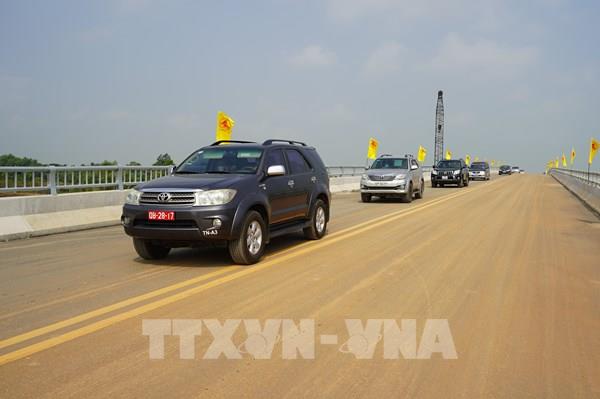 Thông xe kỹ thuật cầu An Phước nối hai bờ sông Vàm Cỏ Đông