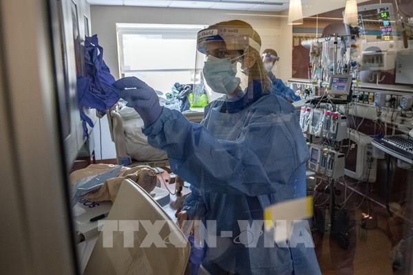 Nguy cơ tái bùng phát dịch tại Mỹ do các biến thể phụ mới của Omicron