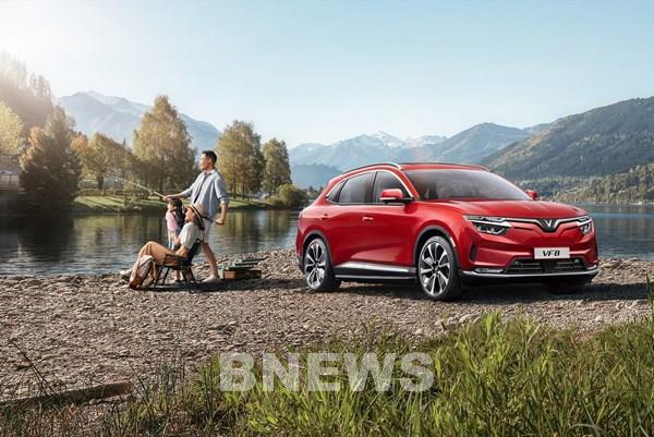 VinFast Canada chính thức nhận đặt chỗ sớm hai mẫu SUV VF 8 và VF 9