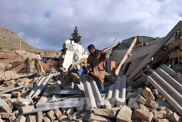 Động đất làm rung chuyển thành phố cảng của Algeria