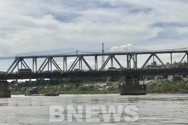 Phê duyệt thiết kế kiến trúc công trình cầu Đuống đường bộ và đường sắt