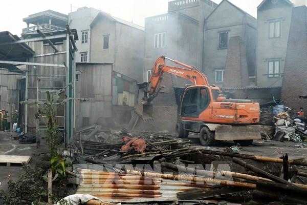 Bắc Ninh cưỡng chế hàng trăm hộ vi phạm trong lĩnh vực đất đai tại huyện Yên Phong