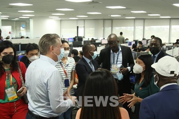 Doanh nghiệp Việt Nam và đối tác cộng đồng Pháp ngữ ký kết nhiều thỏa thuận hợp tác