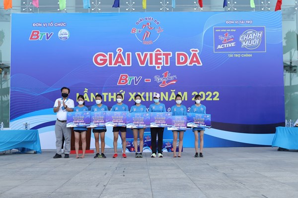 Sôi động không khí tranh tài tại giải Việt dã BTV – Number 1 lần thứ 23 