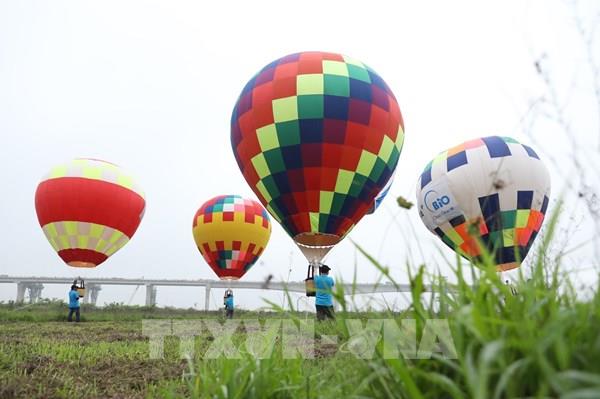 Những hình ảnh đầu tại ngày hội khinh khí cầu "Hà Nội muôn màu"