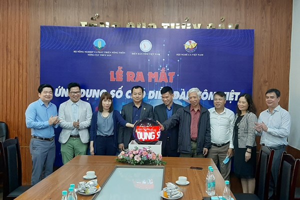 Ra mắt ứng dụng số cho diễn đàn tôm Việt