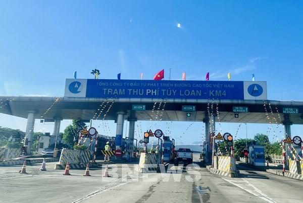 Bộ Giao thông Vận tải yêu cầu VEC đẩy nhanh tiến độ thu phí không dừng
