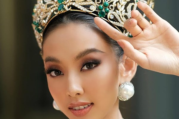 Tặng Bằng khen của Thủ tướng Chính phủ cho doanh nhân trẻ, gương mặt trẻ tiêu biểu