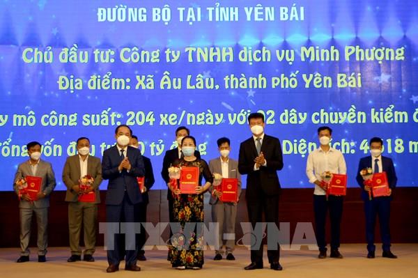 Yên Bái trao quyết định chấp thuận cho 9 nhà đầu tư với hơn 1.475 tỷ đồng