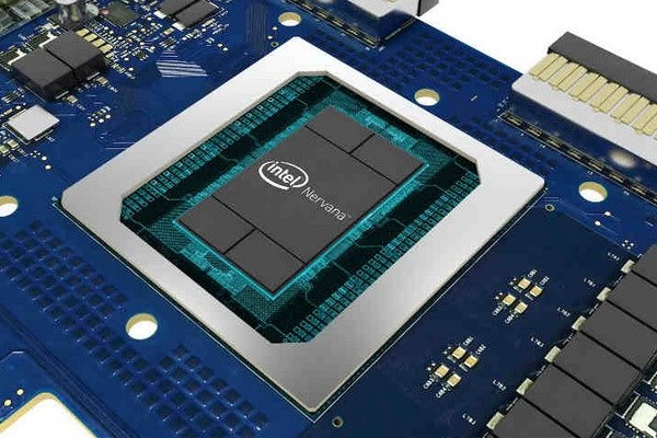 Intel – kẻ thua cuộc trên sàn chứng khoán