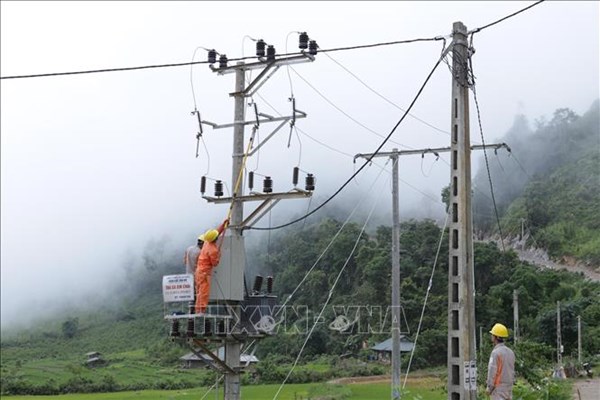 Lai Châu đảm bảo an toàn lưới điện trước mùa mưa lũ