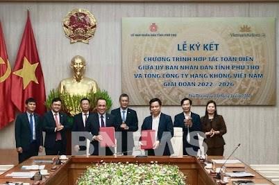 Vietnam Airlines và tỉnh Phú Thọ ký kết thỏa thuận hợp tác toàn diện