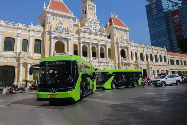 Xây dựng giao thông đô thị phục vụ phát triển xanh tại Thành phố Hồ Chí Minh
