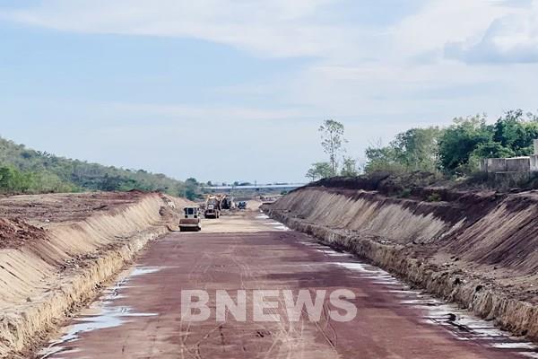 Yêu cầu hoàn thành đoạn cao tốc Vĩnh Hảo - Dầu Giây trước 30/4/2023