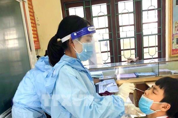 Ngày 5/4: Tăng 6.280 ca mắc COVID-19 trong nước so với ngày trước đó