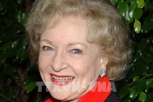Đấu giá kỷ vật của diễn viên hài nổi tiếng Betty White