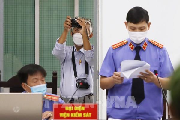 Đề nghị mức án đối với các bị cáo vụ án “Vi phạm các quy định về quản lý đất đai” tại Khánh Hòa