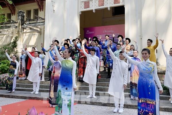 Tp Hồ Chí Minh đón đoàn khách du lịch quốc tế từ Hoa Kỳ