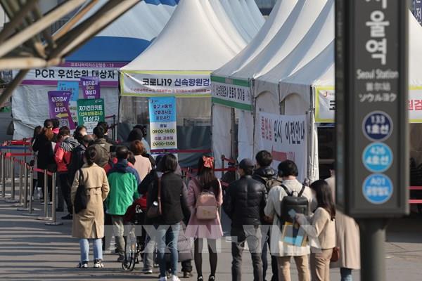 Hàn Quốc xem xét dỡ bỏ hoàn toàn các biện pháp giãn cách phòng dịch COVID-19