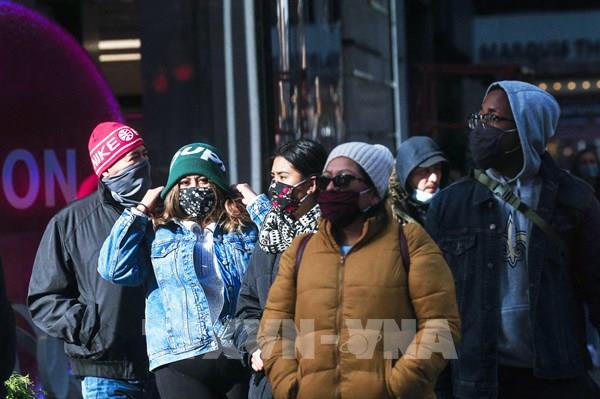 Mỹ có thể thiếu hụt ngân sách khi dỡ bỏ các lệnh hạn chế