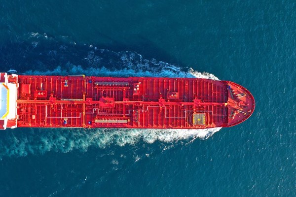 Chìm tàu chở dầu ở ngoài khơi bờ biển Tunisia