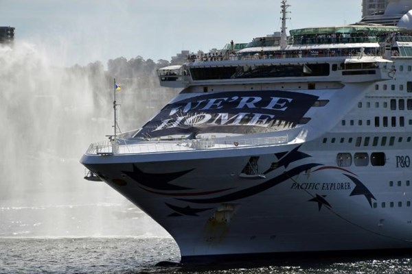 Australia đón du thuyền đầu tiên sau 2 năm đóng cửa phòng dịch COVID-19