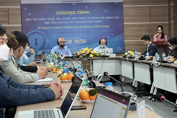 Ứng phó trước các mối đe dọa và tấn công trên không gian mạng