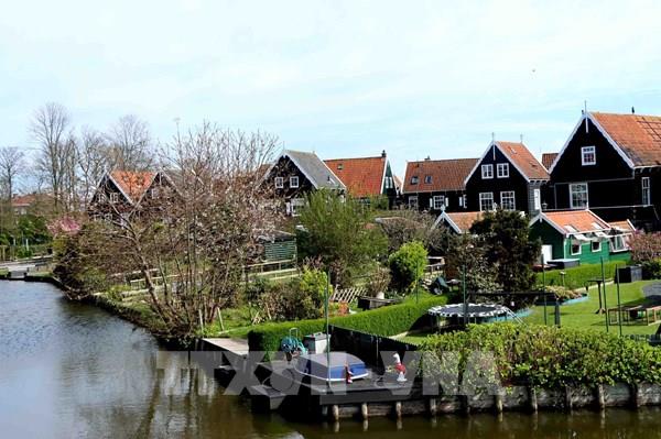 Những ngôi làng "cổ tích" ở Hà Lan