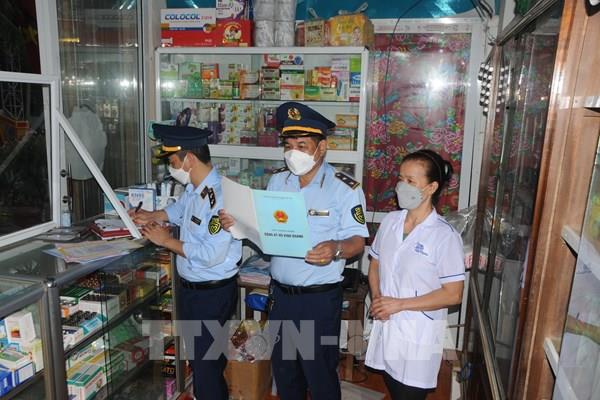 Bình ổn thị trường và bảo vệ quyền lợi người tiêu dùng