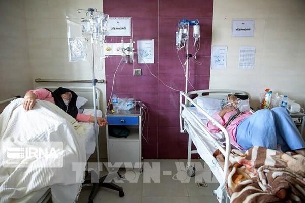 Chuyên gia cảnh báo bệnh COVID-19 không giống như cúm mùa