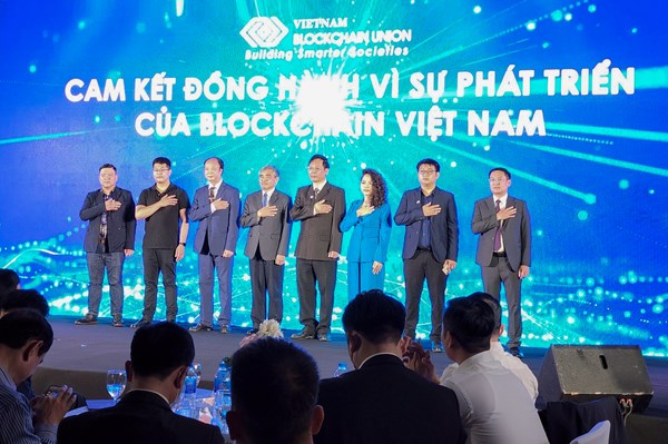 CMC là đối tác của Liên minh Blockchain Việt Nam