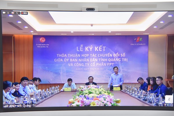 Quảng Trị và FPT ký hợp tác chuyển đổi số đến năm 2025